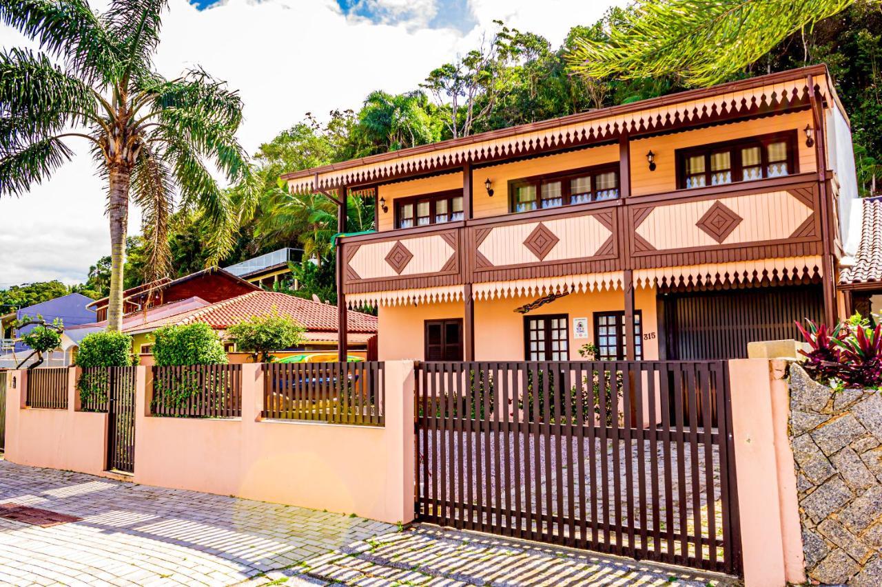 Pousada Casa Do Oscar Governador Celso Ramos Exteriör bild